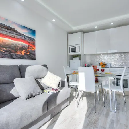 Lägenhet Colina 108a Acogedor Con Terraza Y Piscina *